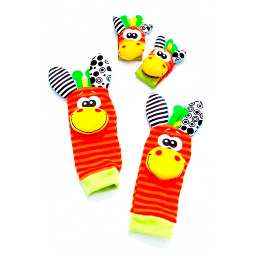 Набор детских носочков и напульсников с погремушками "Забавные зверюшки"
